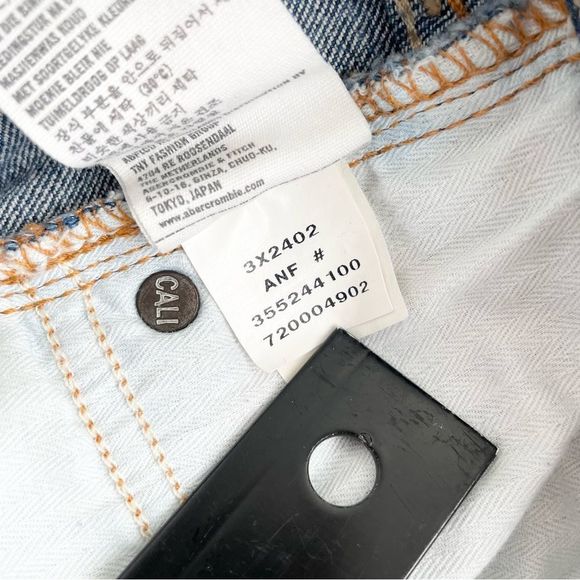 Classic Blue Denim Jeans - Picture 9 of 13